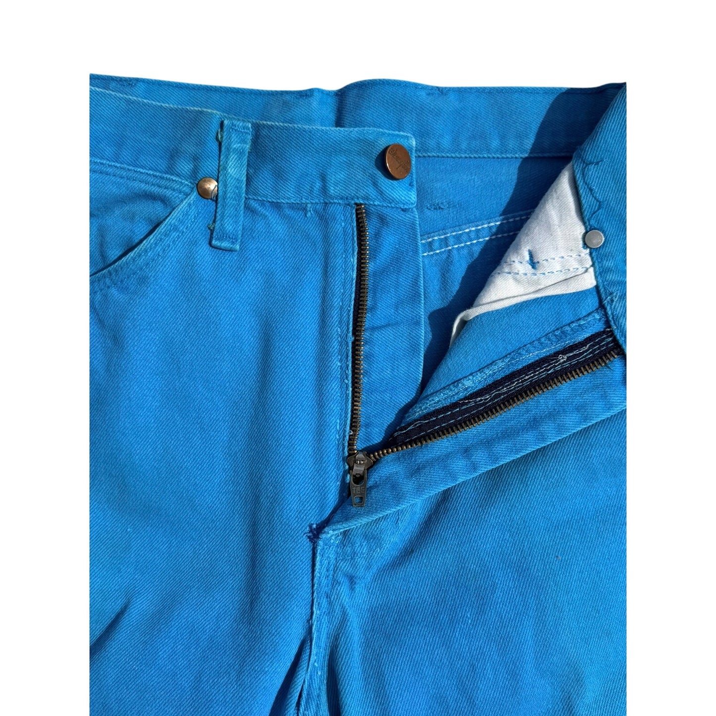 Vintage Wrangler Blue Denim Jeans Made USA High Rise Straight Leg 90s 26x36