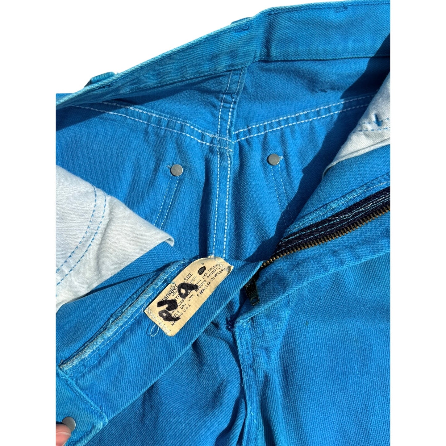 Vintage Wrangler Blue Denim Jeans Made USA High Rise Straight Leg 90s 26x36